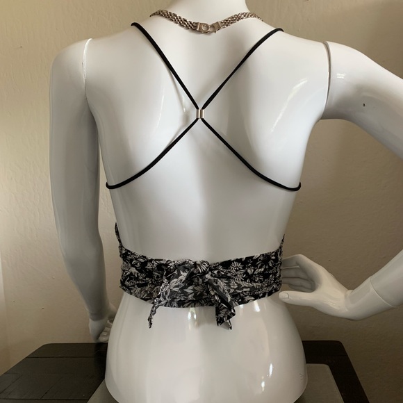 Olivaceous Wrap Tie Floral Top - Picture 3 of 7